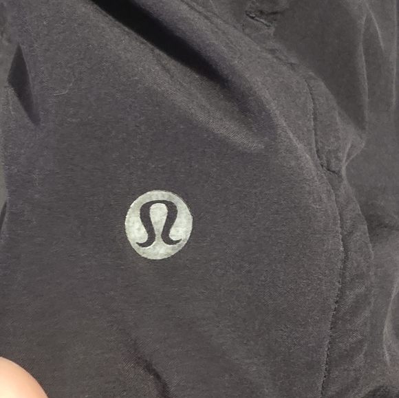 Lululemon Run Times Short II 4"Heathered Black - Picture 6 of 8
